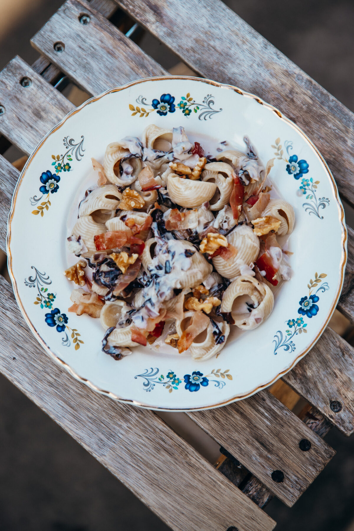 pâtes au gorgonzola, speck et radicchio