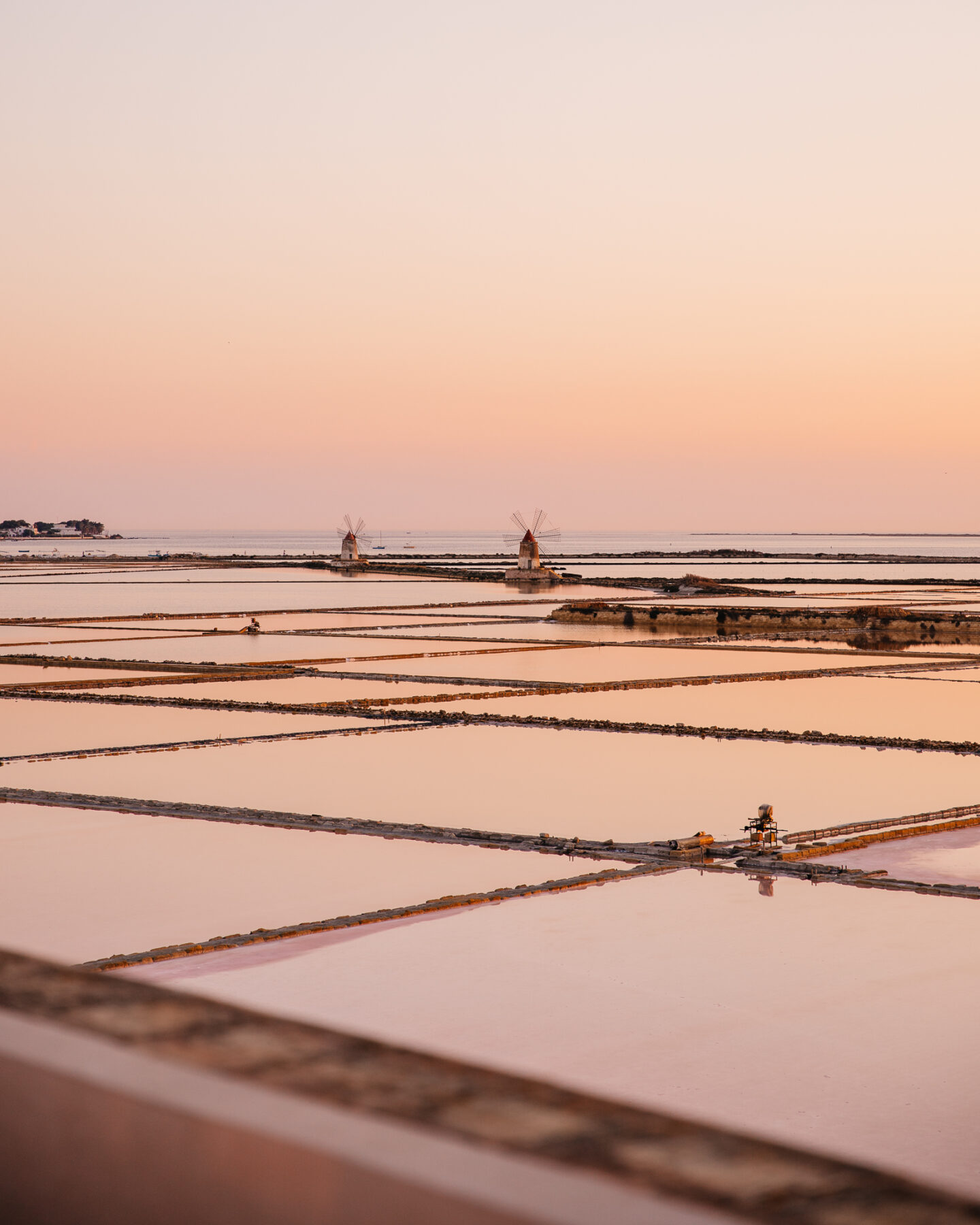 Saline Ettore e Infersa salines Sicile nord-ouest